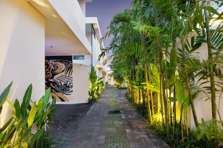 Eight Palms Villa in Legian